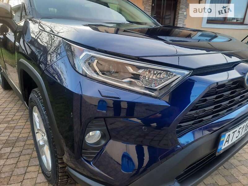 2019 toyota rav4