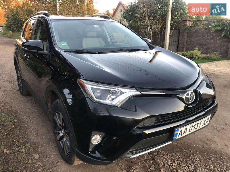 2016 toyota rav4