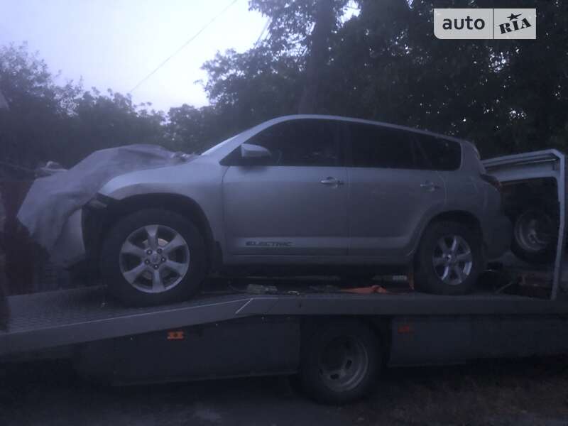 2012 toyota rav4 ev