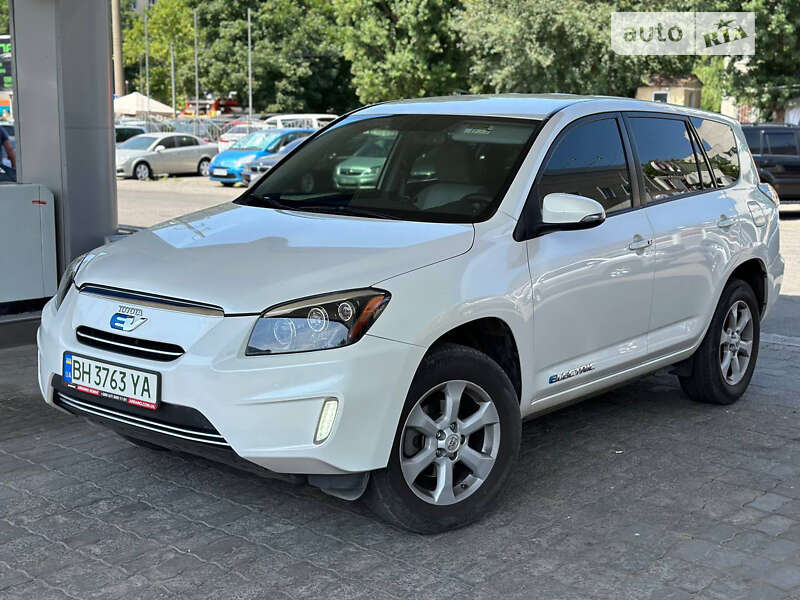 2012 toyota rav4 ev