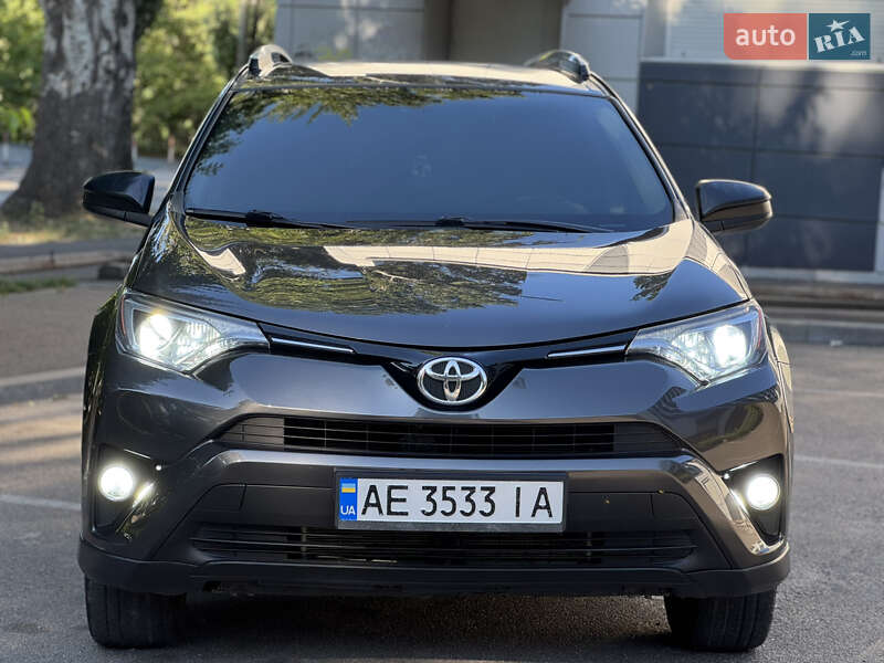 2016 toyota rav4