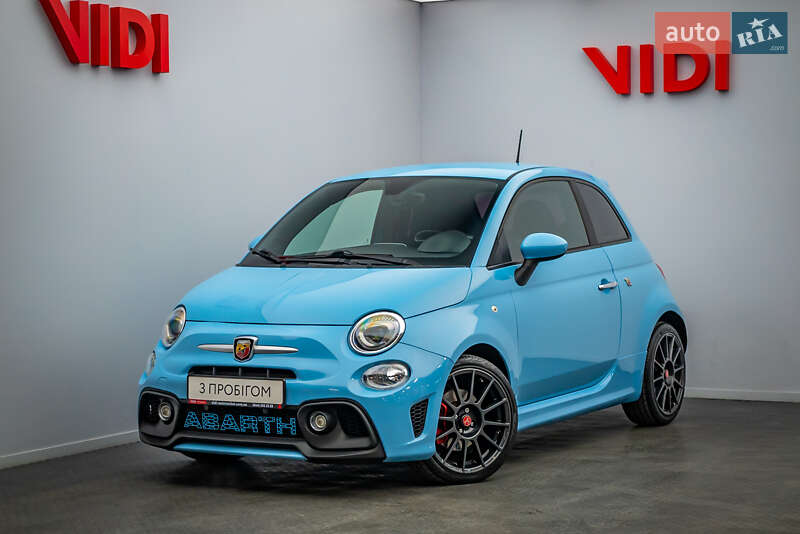 2017 fiat 500 abarth