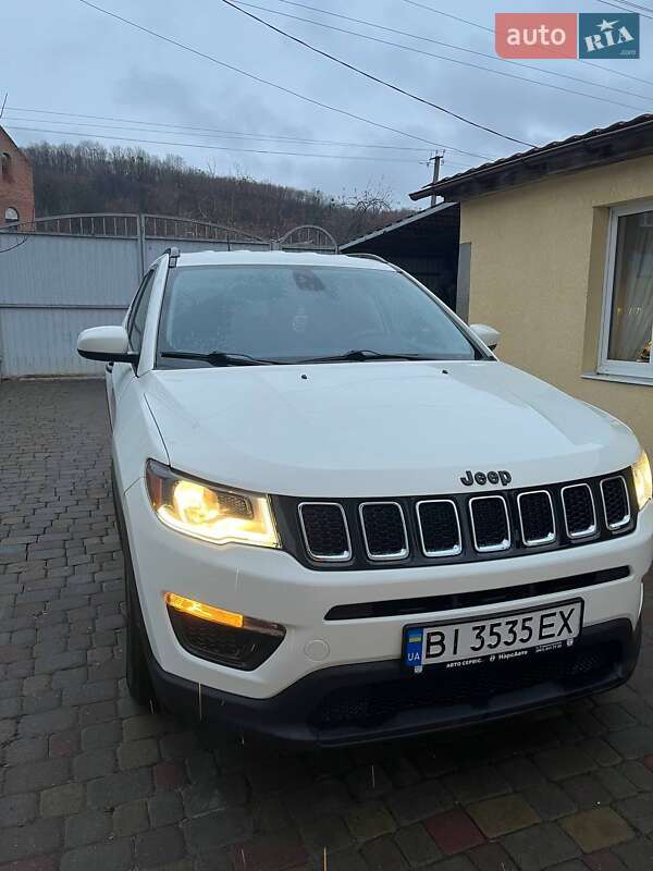2019 jeep compass