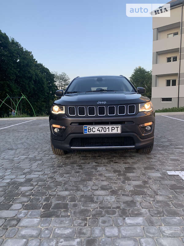 2019 jeep compass