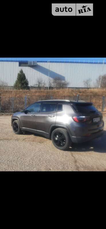 2020 jeep compass