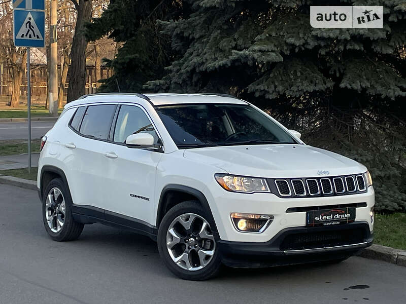 2020 jeep compass
