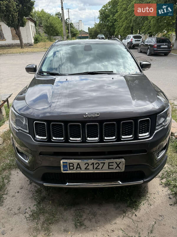 2020 jeep compass