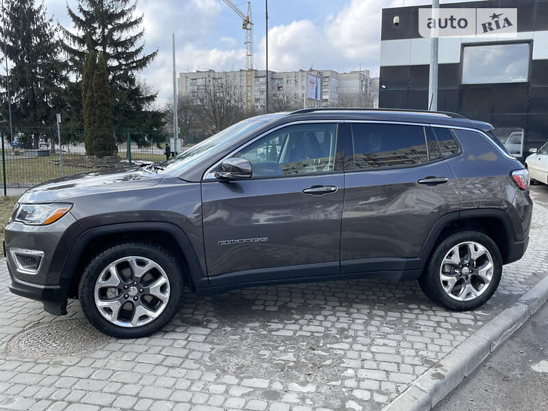 2020 jeep compass