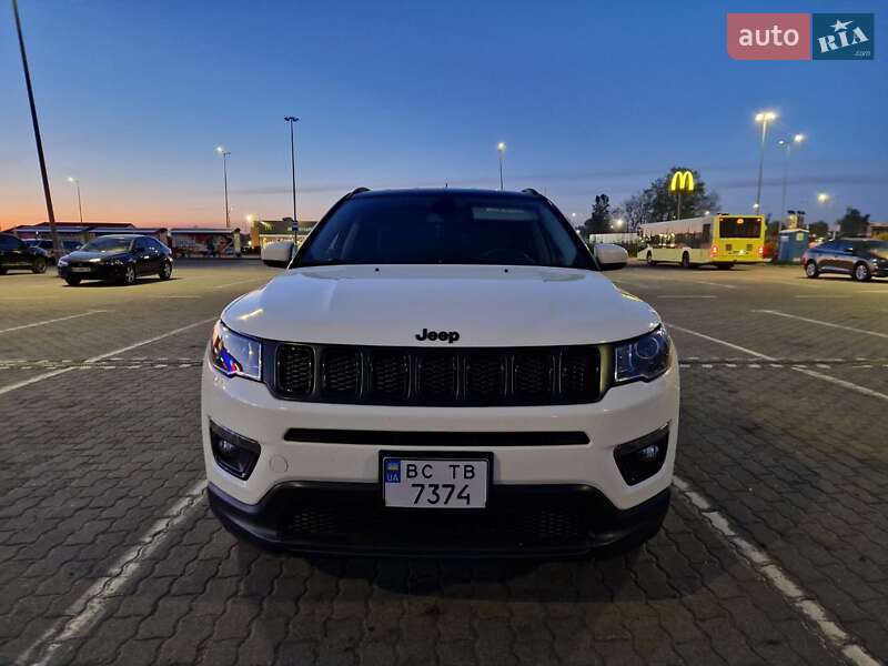 2020 jeep compass