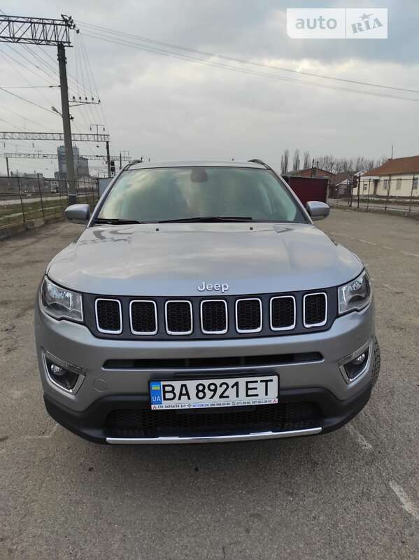 2020 jeep compass