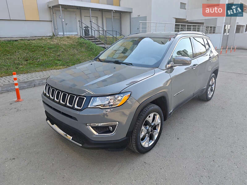 2020 jeep compass