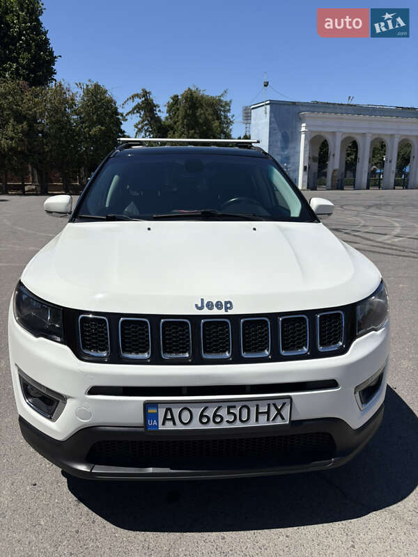 2020 jeep compass