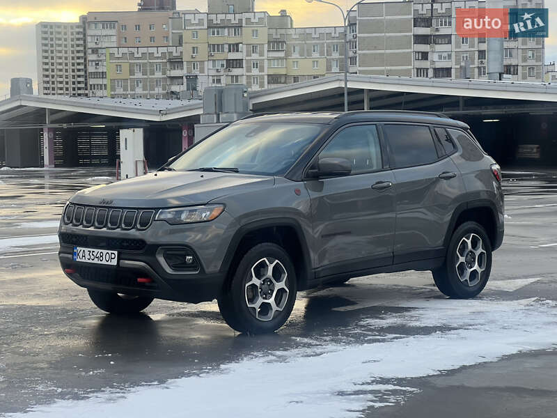 2022 jeep compass