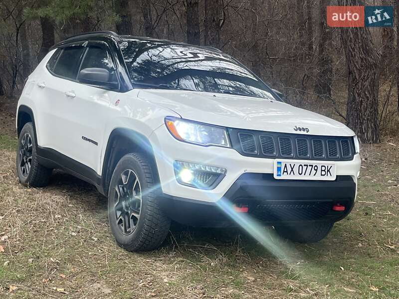 2020 jeep compass