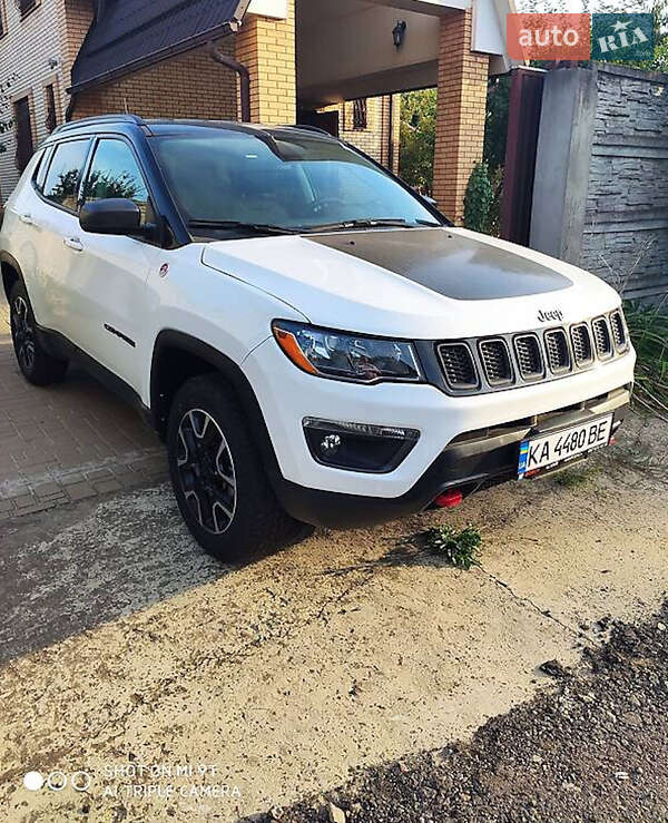 2019 jeep compass
