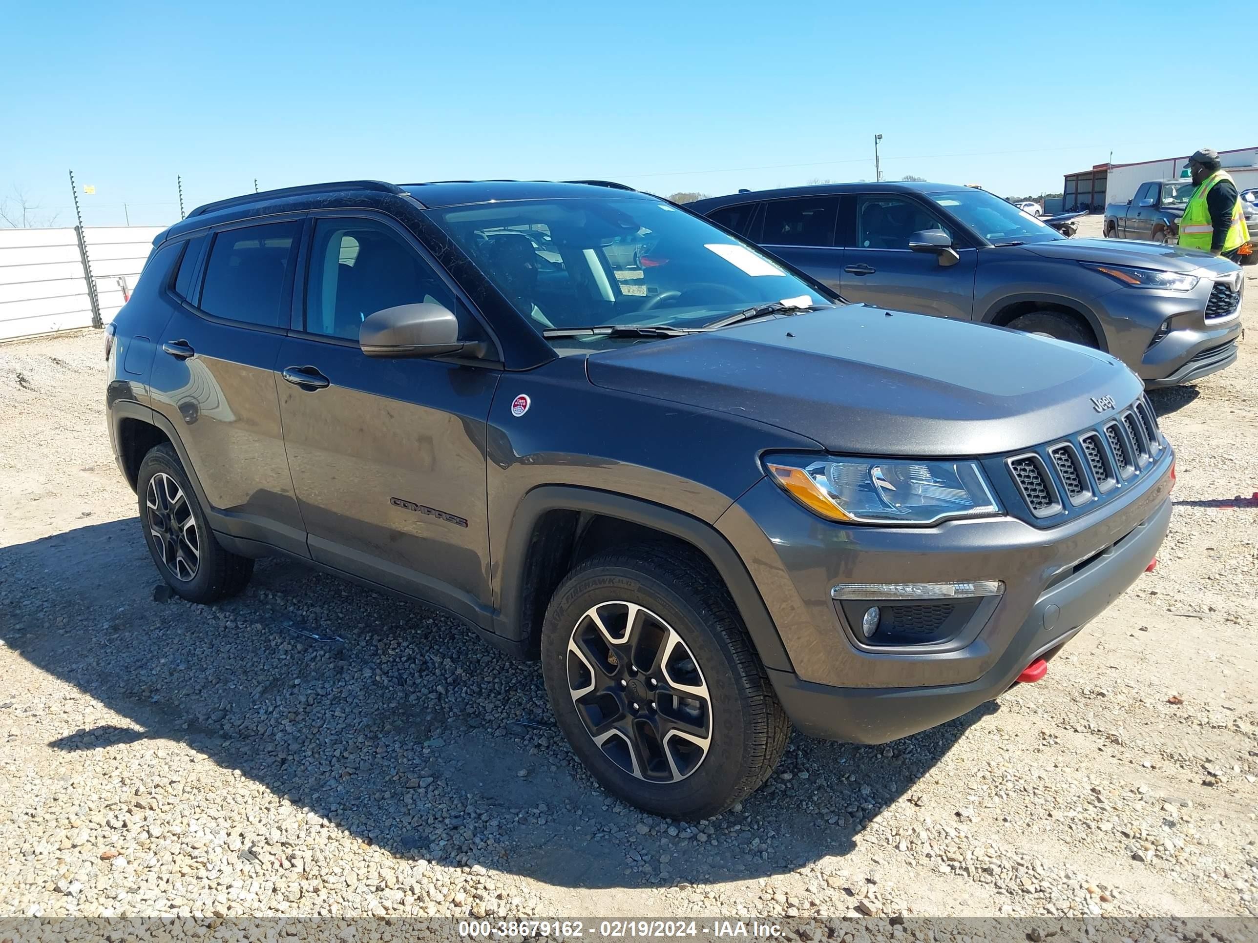 2020 jeep compass