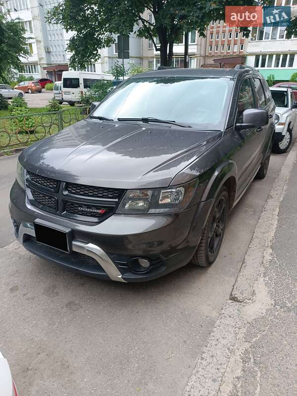 2020 dodge journey-crossroad