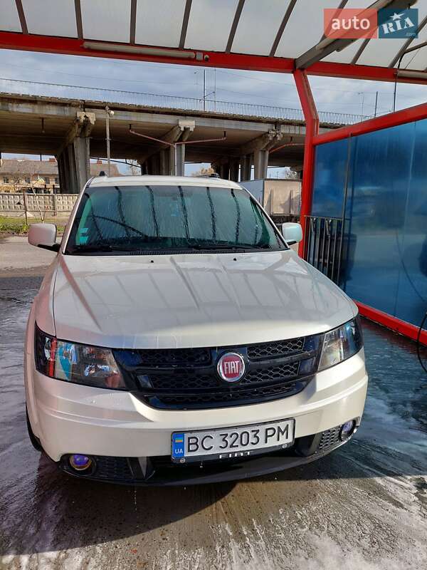 2014 fiat freemont