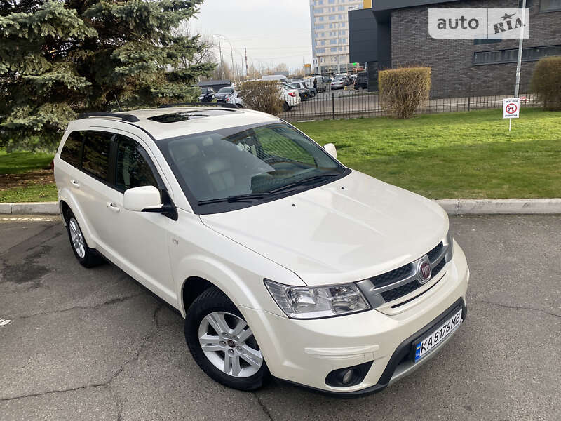 2014 fiat freemont