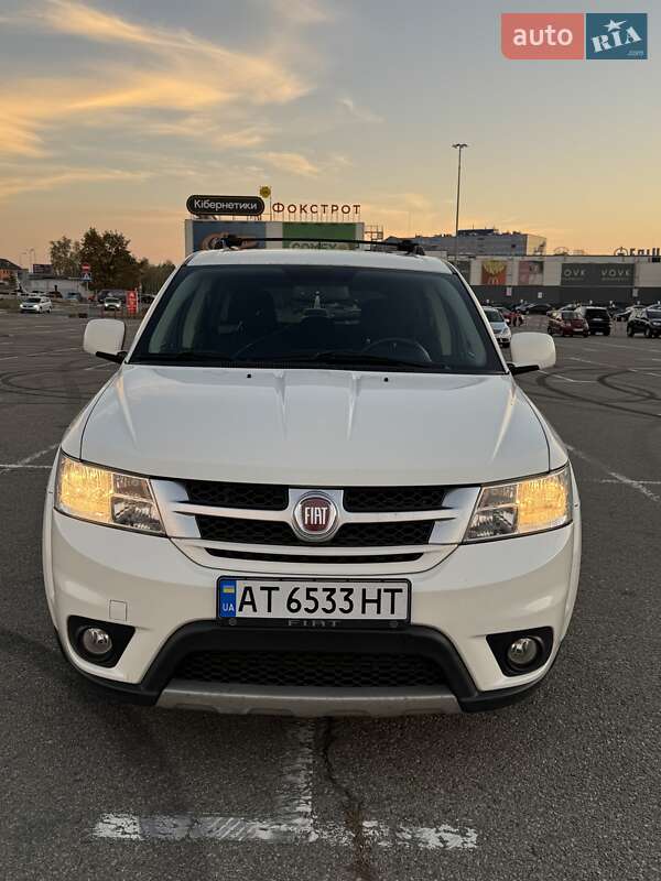 2012 fiat freemont