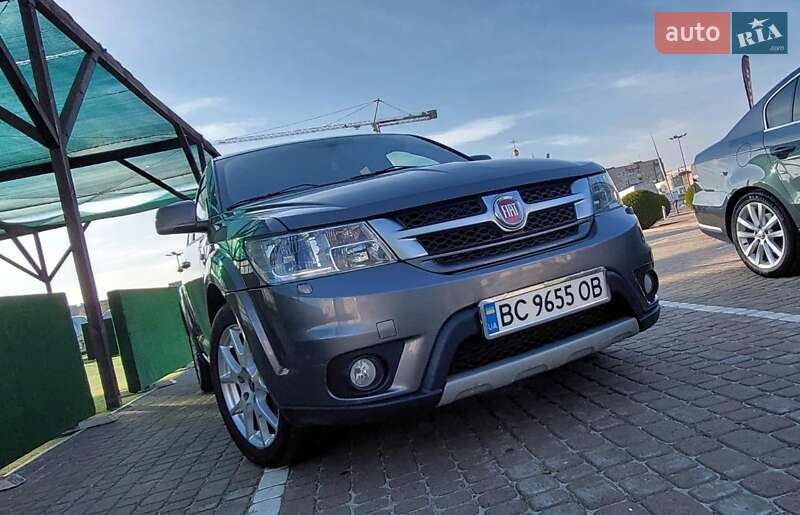 2012 fiat freemont