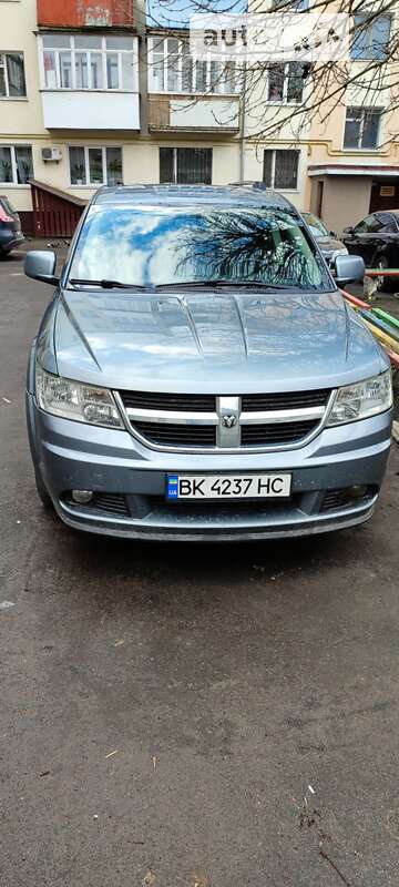 2010 dodge journey
