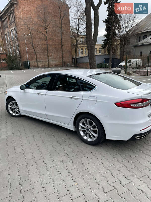 2020 ford fusion