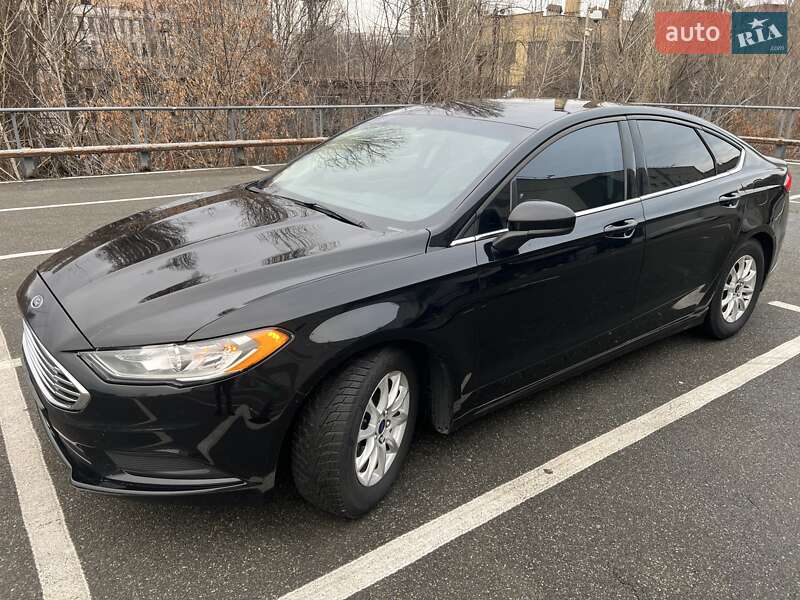 2017 FORD Fusion