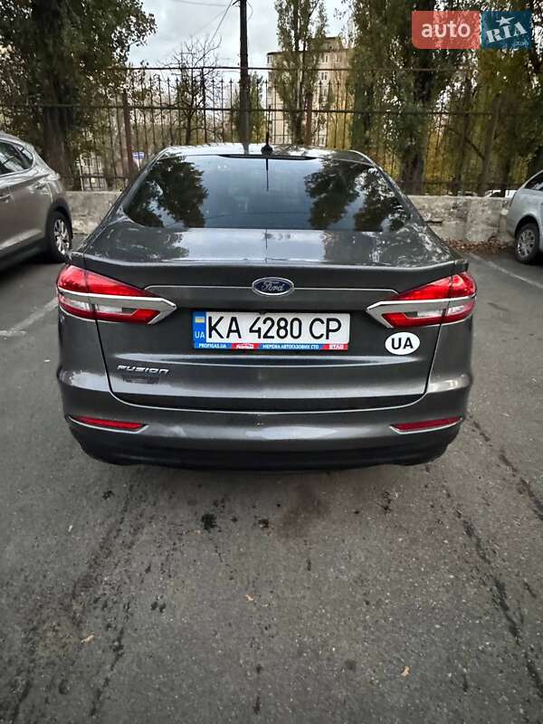 2019 ford fusion