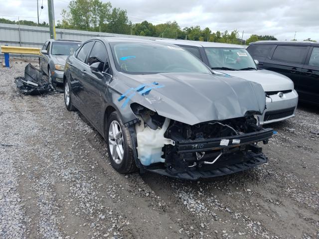 2016 ford fusion se