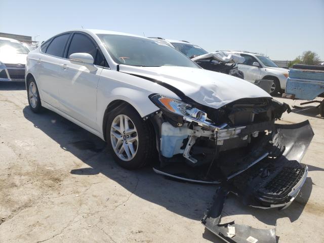 2016 ford fusion se