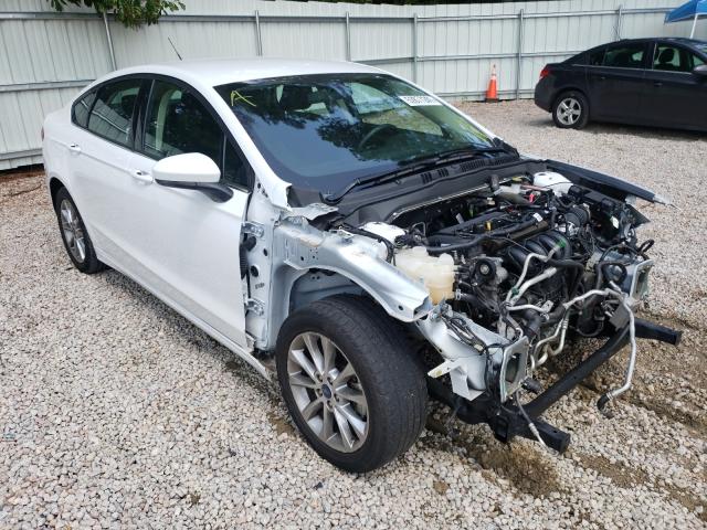 2017 ford fusion se