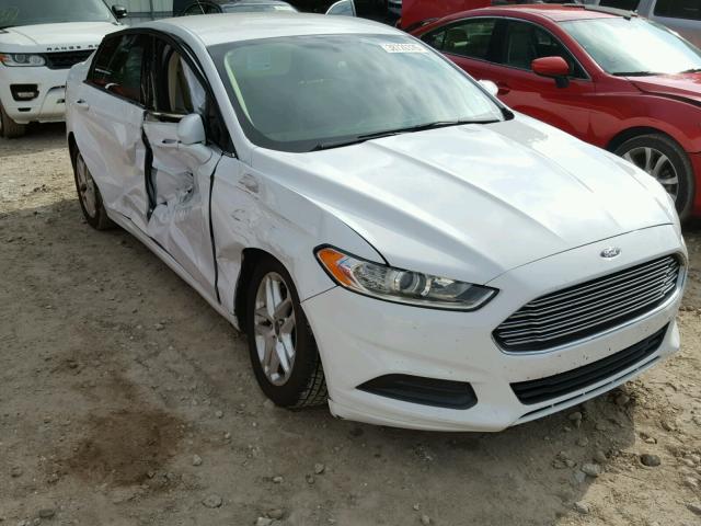 2015 ford fusion se