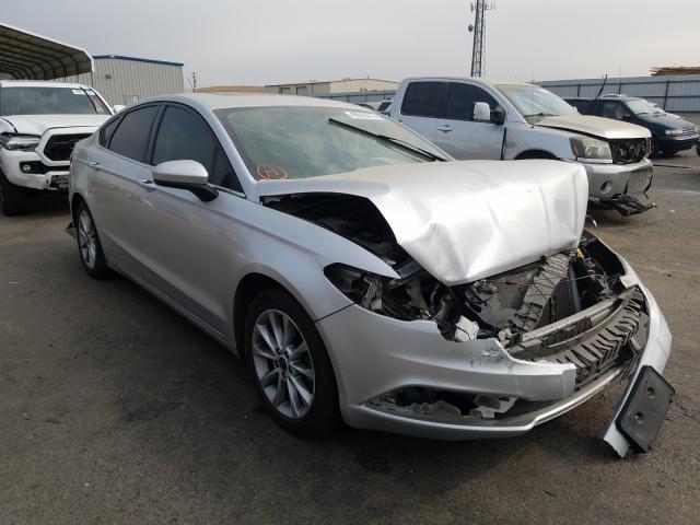 2017 ford fusion se