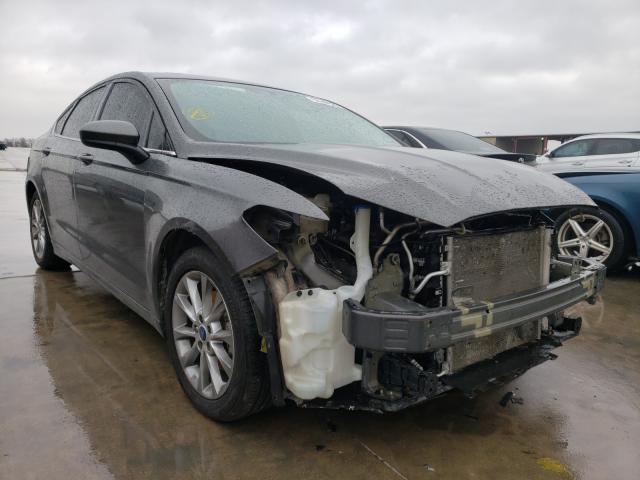 2017 ford fusion se