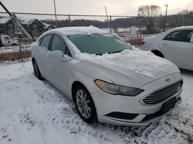 2017 ford fusion se