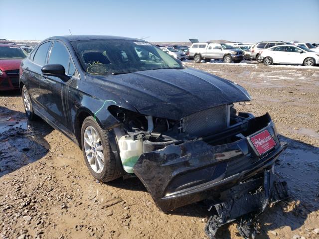 2017 ford fusion se