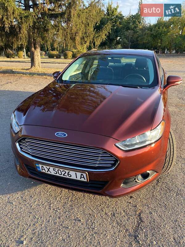 2016 FORD Fusion