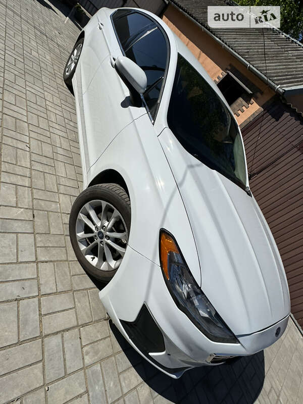 2019 ford fusion