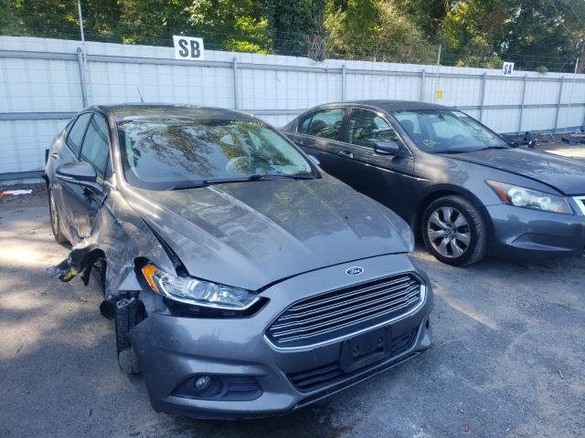 2014 ford fusion se