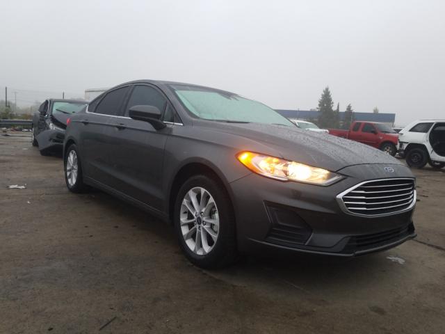 2020 ford fusion se