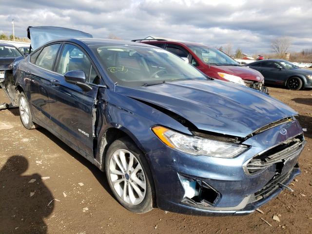 2019 ford fusion se