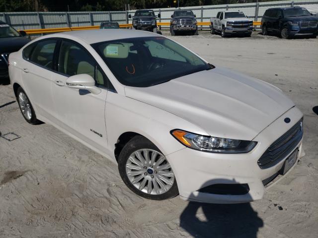 2016 ford fusion se
