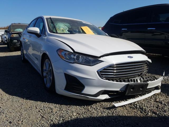 2019 ford fusion se