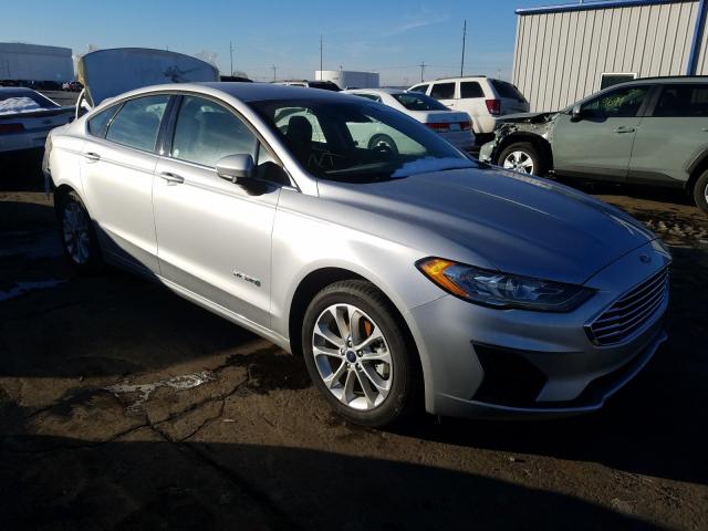 2019 ford fusion se