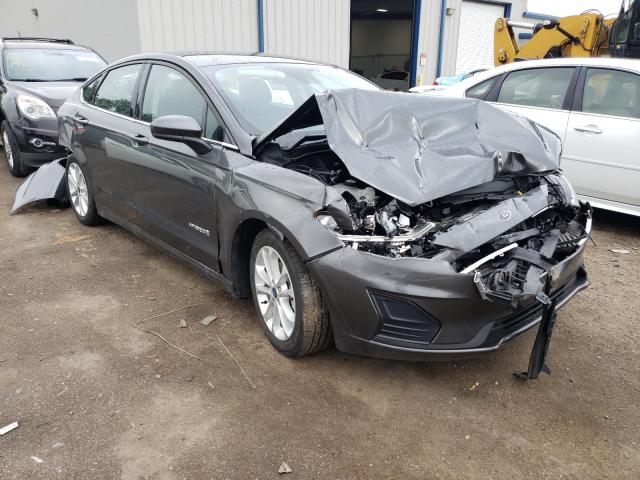 2019 ford fusion se