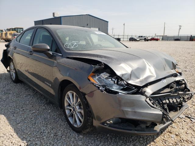 2017 ford fusion se