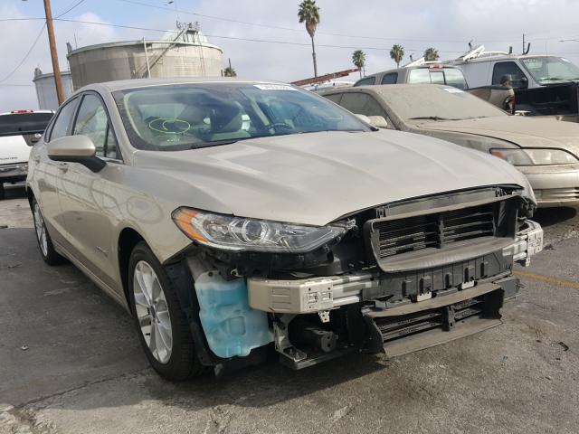 2019 ford fusion se