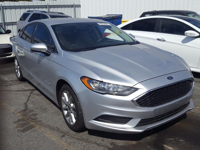 2017 ford fusion se
