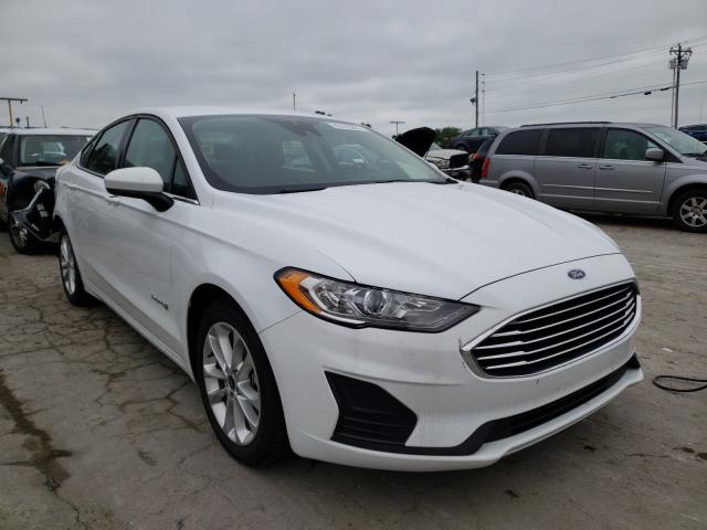 2019 ford fusion se